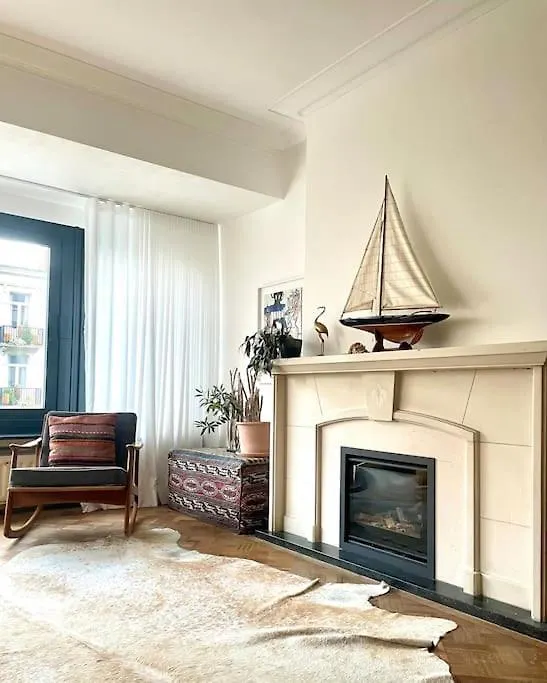 Apartamento Jaren 60 Appartement Op Boogscheut Van De Zee Ostende
