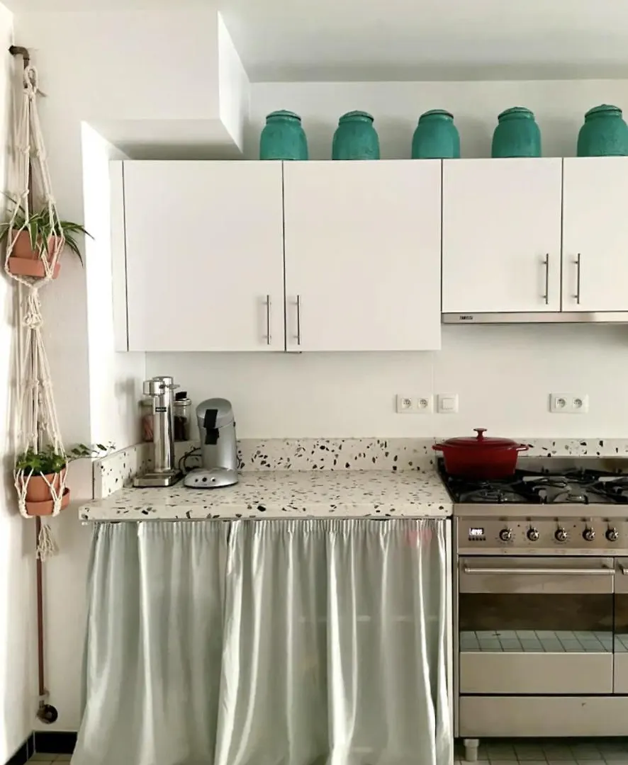 Apartamento Jaren 60 Appartement Op Boogscheut Van De Zee Ostende